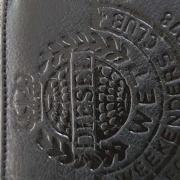 Diesel Men's black wallet - Picture 5 of 9